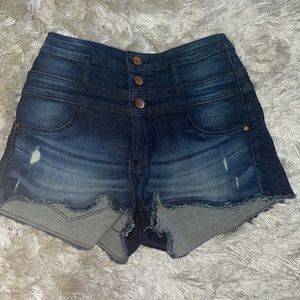 BUTTON UP JEAN SHORTS